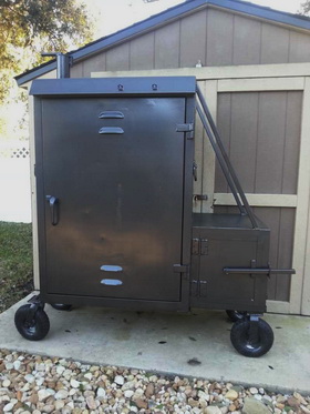 Building Bbq offset smokers cookers in St Augustine Fl. 