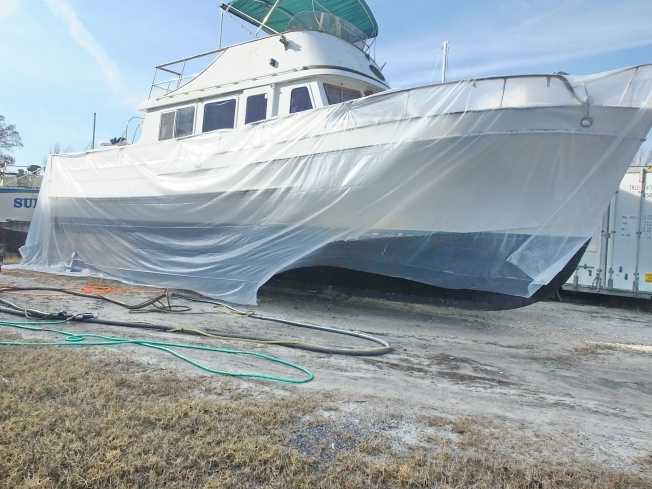 Traditional Blasting veses Dustless sandblasting. 