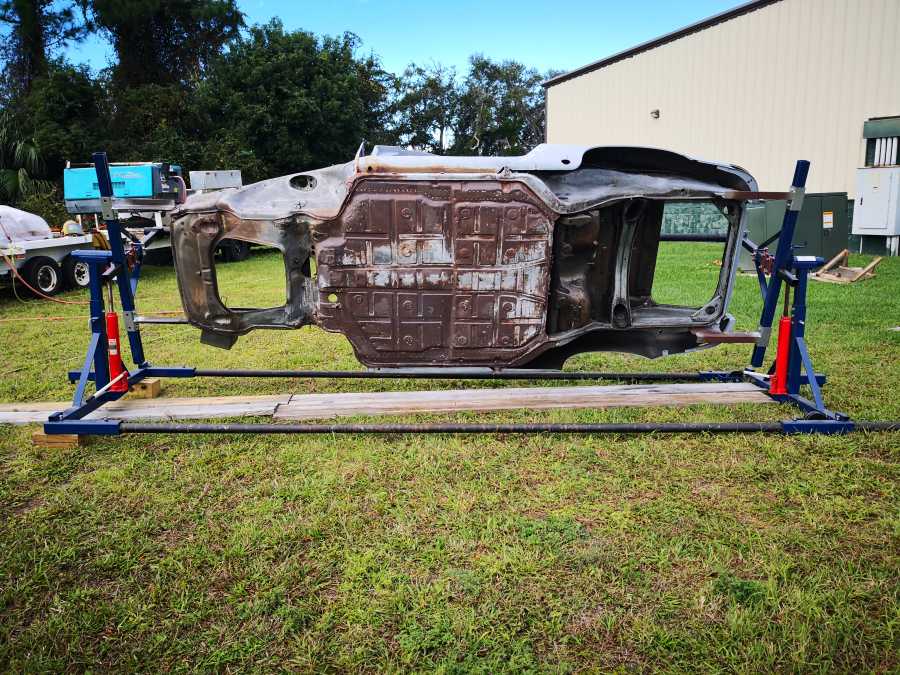 1972 porsche being dry traditional sand blasted. 01