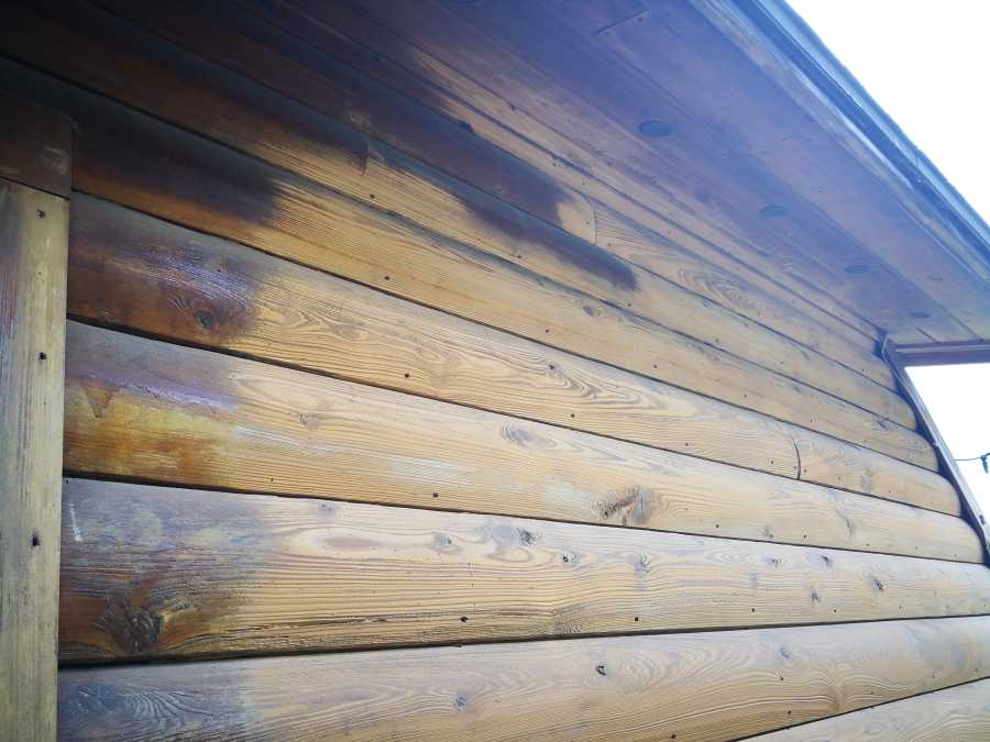 Log Cabin Restoration With Sandblasting