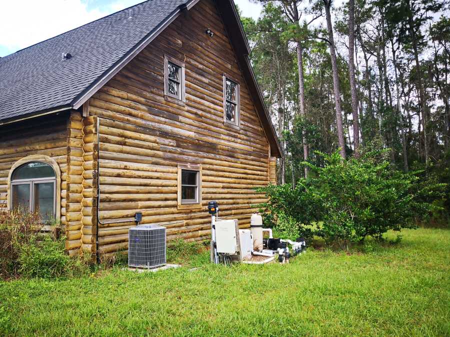 Log Cabin Restoration With Sandblasting