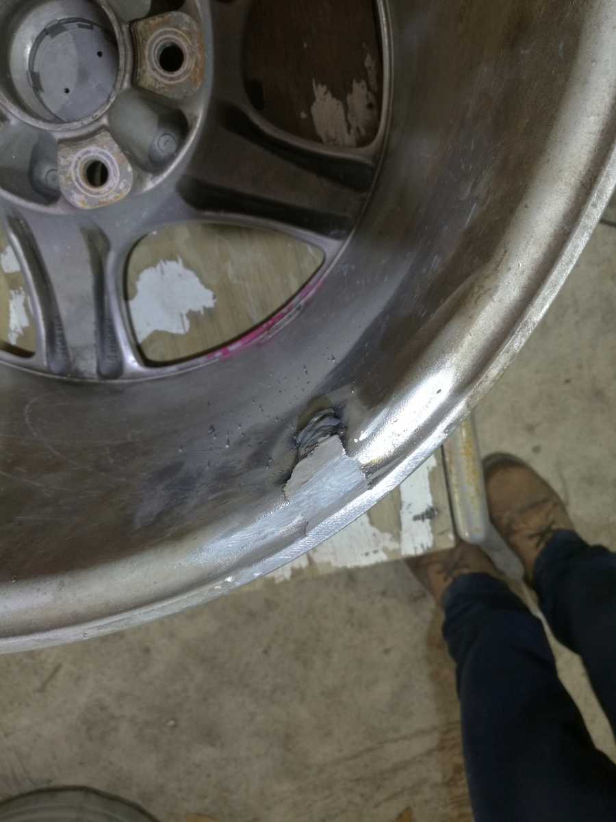 aluminum Wheel welding repairs