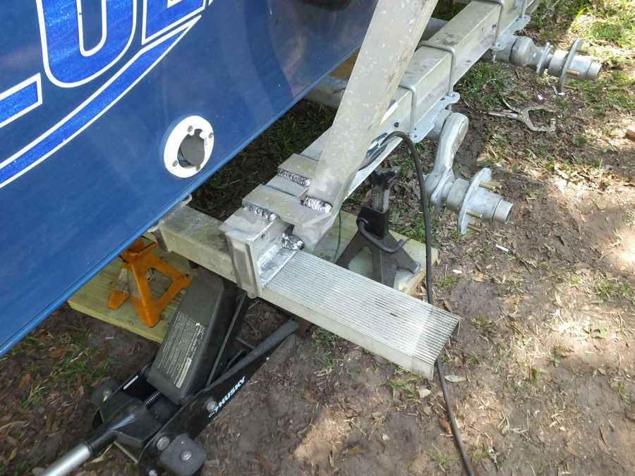 adding an extra axle to an aluminum boat trailer in st augustine fl. 