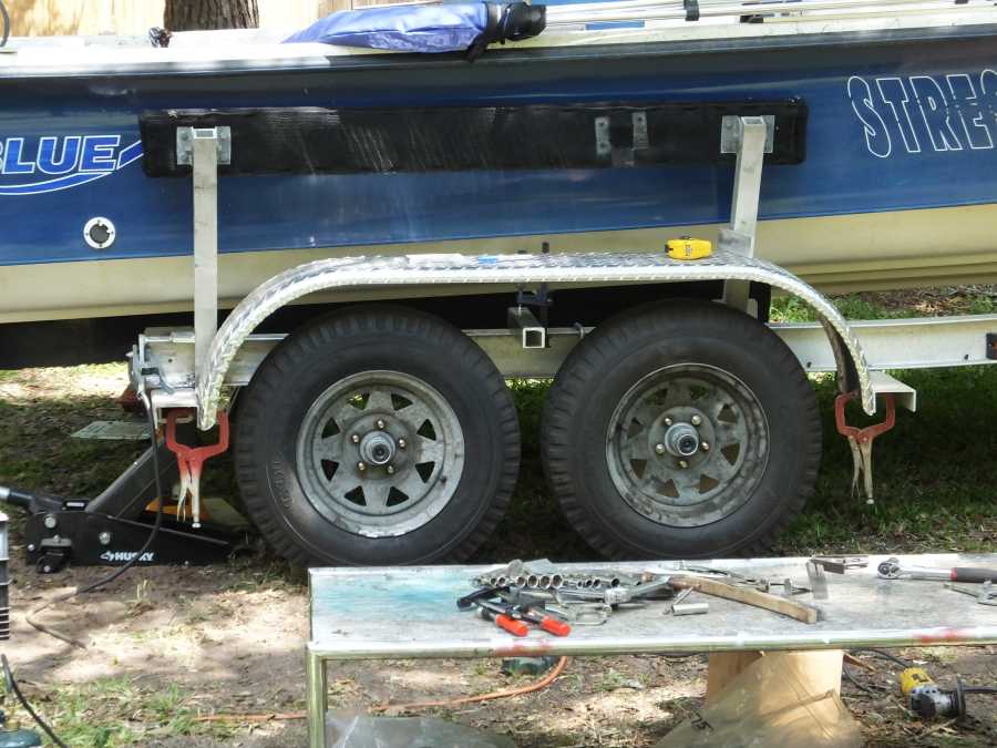 adding an extra axle to an aluminum boat trailer in st augustine fl. 