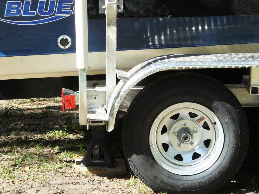 adding an extra axle to an aluminum boat trailer in st augustine fl. 