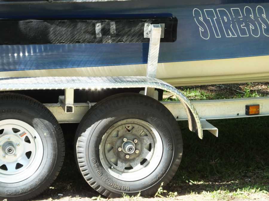 adding an extra axle to an aluminum boat trailer in st augustine fl. 