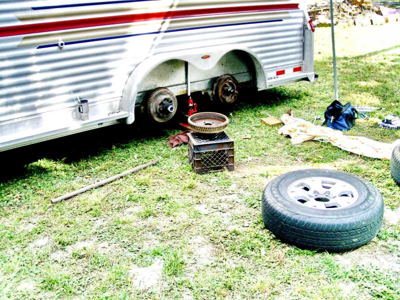 St Augustine trailer brakes repaired fixed.