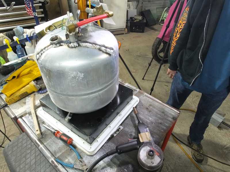 Aluminum mig tig welding hot water heater pressure vessel. 