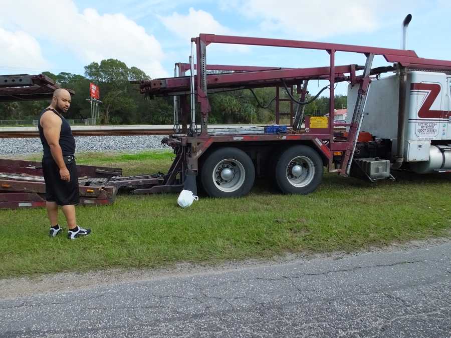 Car Hauler welding rebuilds & repairs pictures