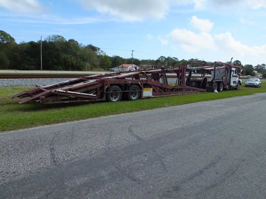 Car Hauler welding rebuilds & repairs pictures