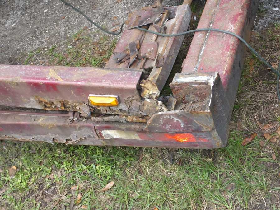 Car hauler welding rebuilding repairing