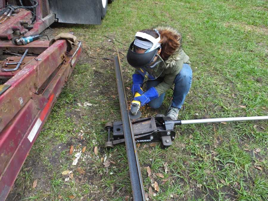 Car hauler welding rebuilding repairing