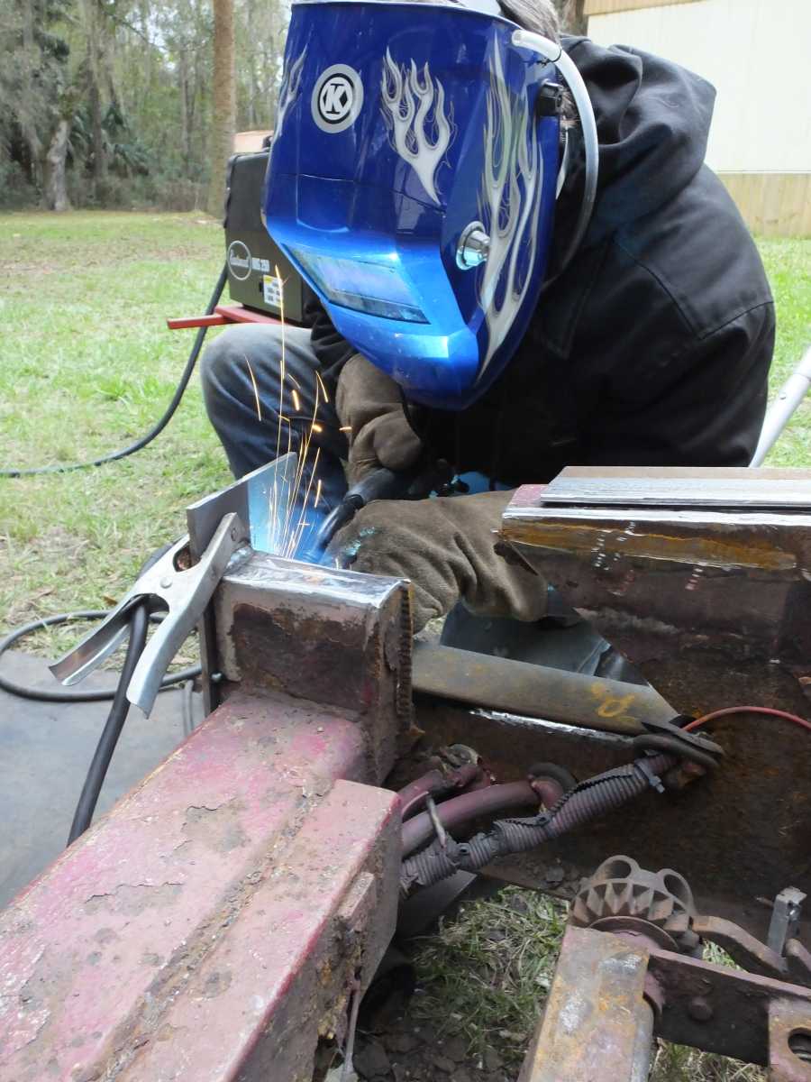 Car hauler welding rebuilding repairing