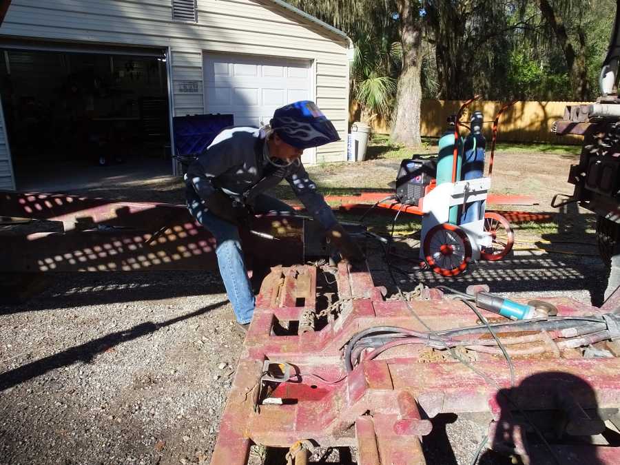 Car hauler rebuilding & repairs