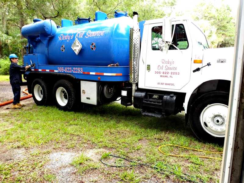 Truck fleet tank welding in St Augustine Jacksonville Florida