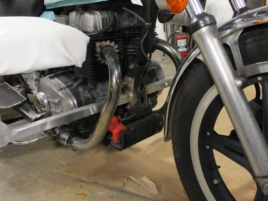 Stainless steel motocycle welding, leg rests and foot pegs. 