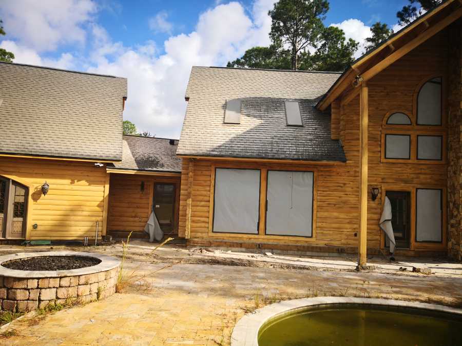 Log Cabin Restoration With Sandblasting