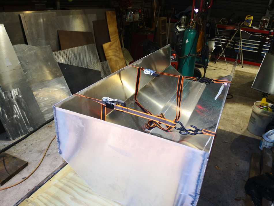 Boat fuel tank fabrication and building new