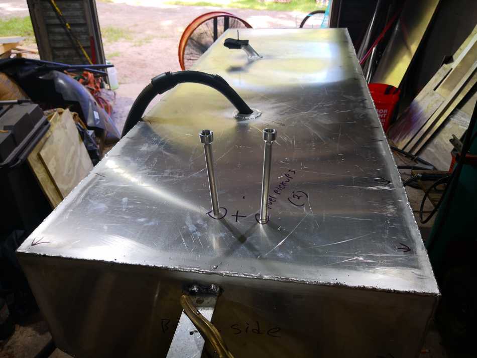 Boat fuel tank fabrication and building new