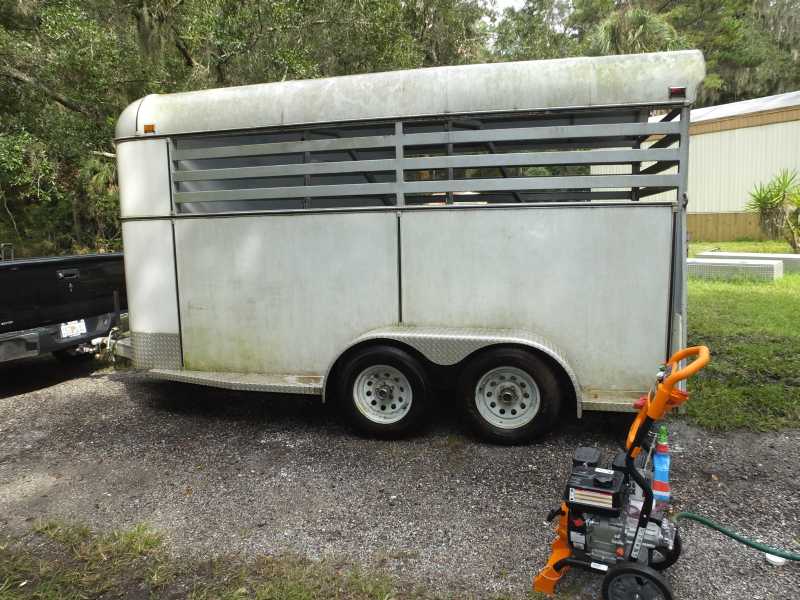 power wheels horse trailer