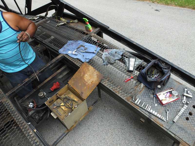 Tractor Trailer Repair wiring fix