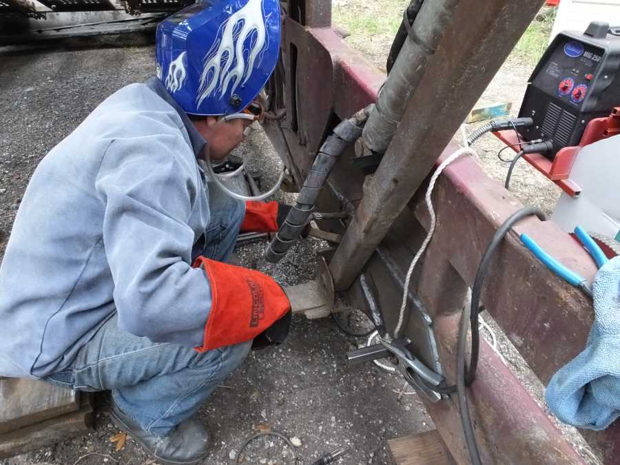 tractor trailer car hauler rebuilding, repairing. 
